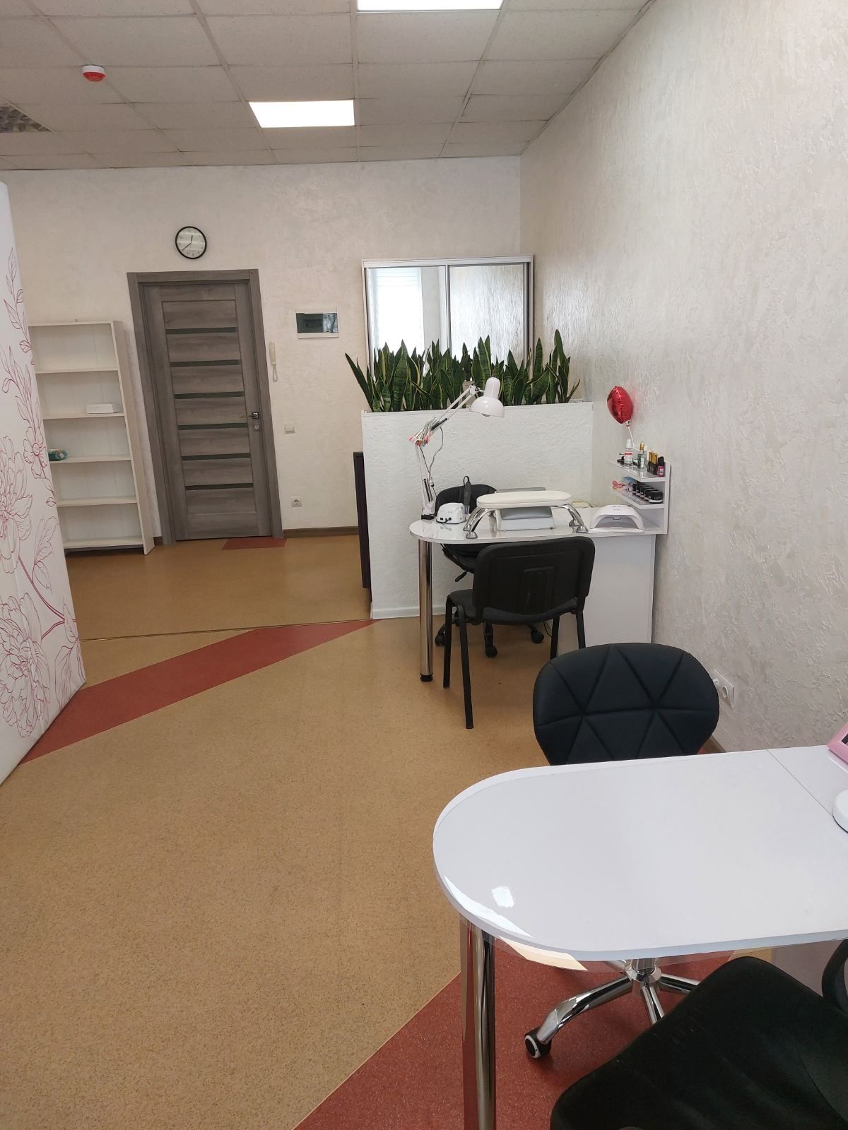 ПЛОЩА - 35 м², ЦІНА - 35 $
