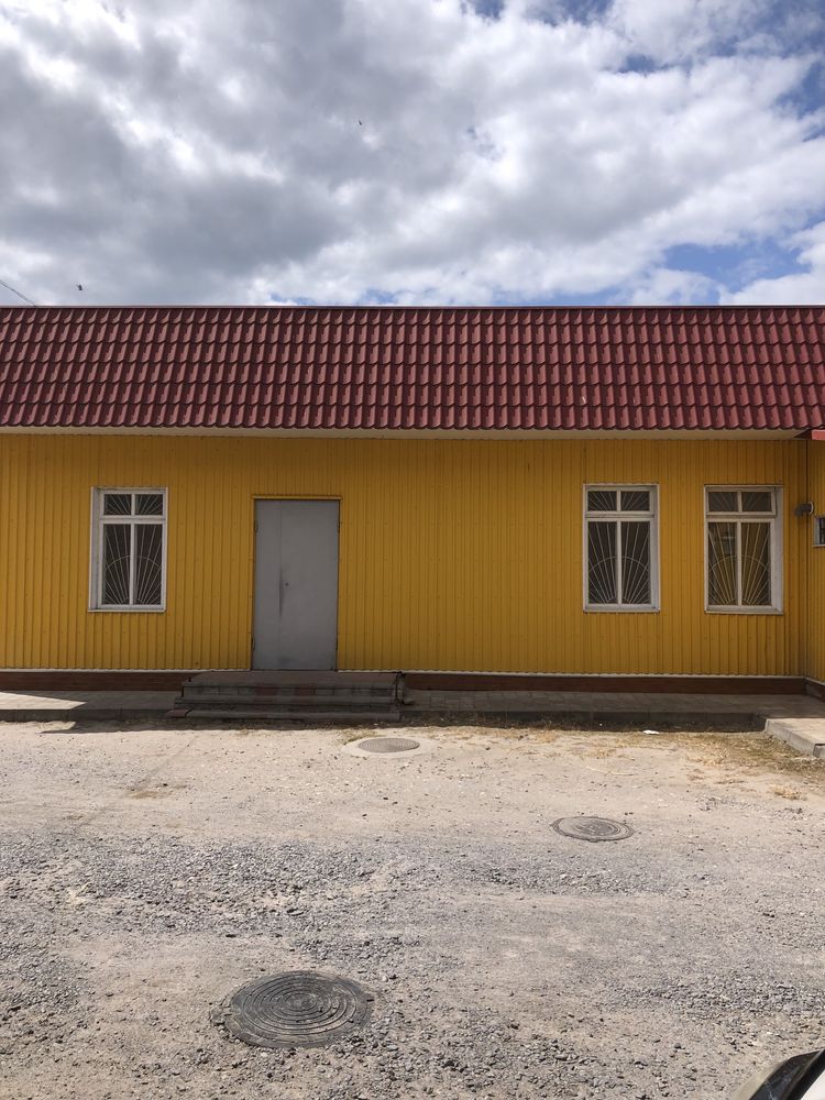 ПЛОЩА - 100 м², ЦІНА - 2 $
