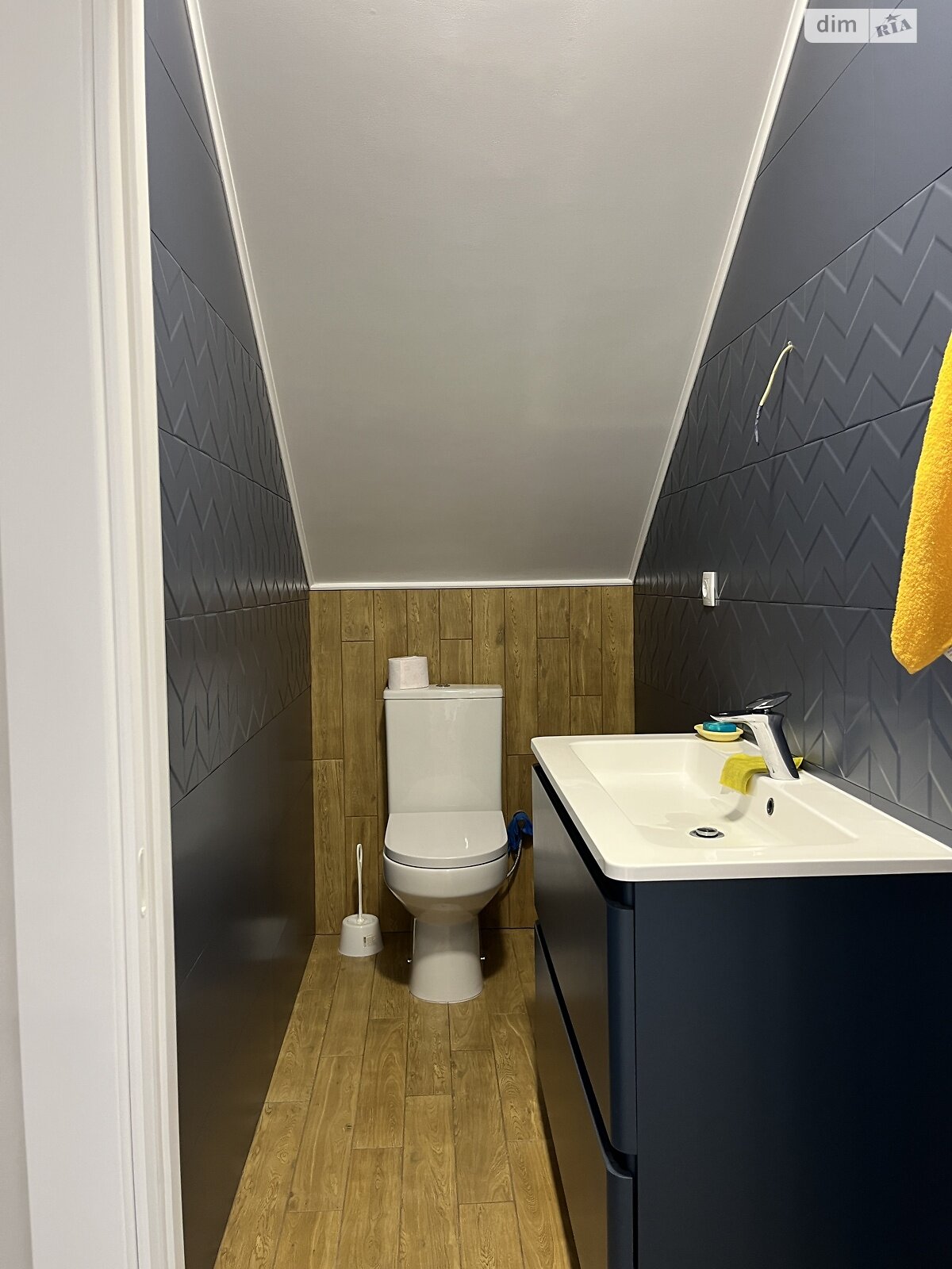 Обʼєкт нерухомості: 3 КІМ. БУДИНОК, ПЛОЩА - 106 м², ЦІНА - 165 000 $
, пров. Софіївський — HUBTRUST, Вінниця