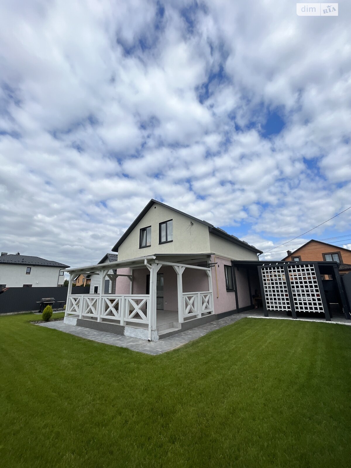 Обʼєкт нерухомості: 3 КІМ. БУДИНОК, ПЛОЩА - 106 м², ЦІНА - 165 000 $
, пров. Софіївський — HUBTRUST, Вінниця
