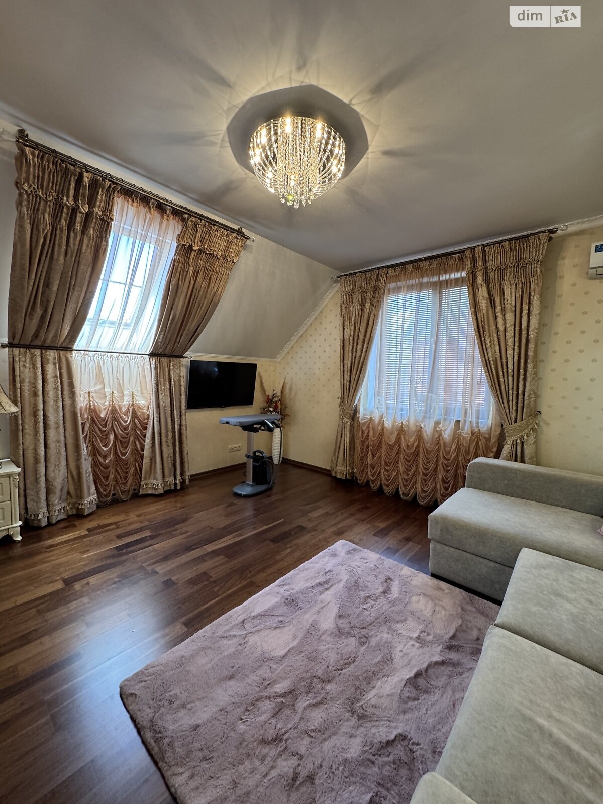 Обʼєкт нерухомості: 6 КІМ. БУДИНОК, ПЛОЩА - 240 м², ЦІНА - 300 000 $
 — HUBTRUST, Вінниця