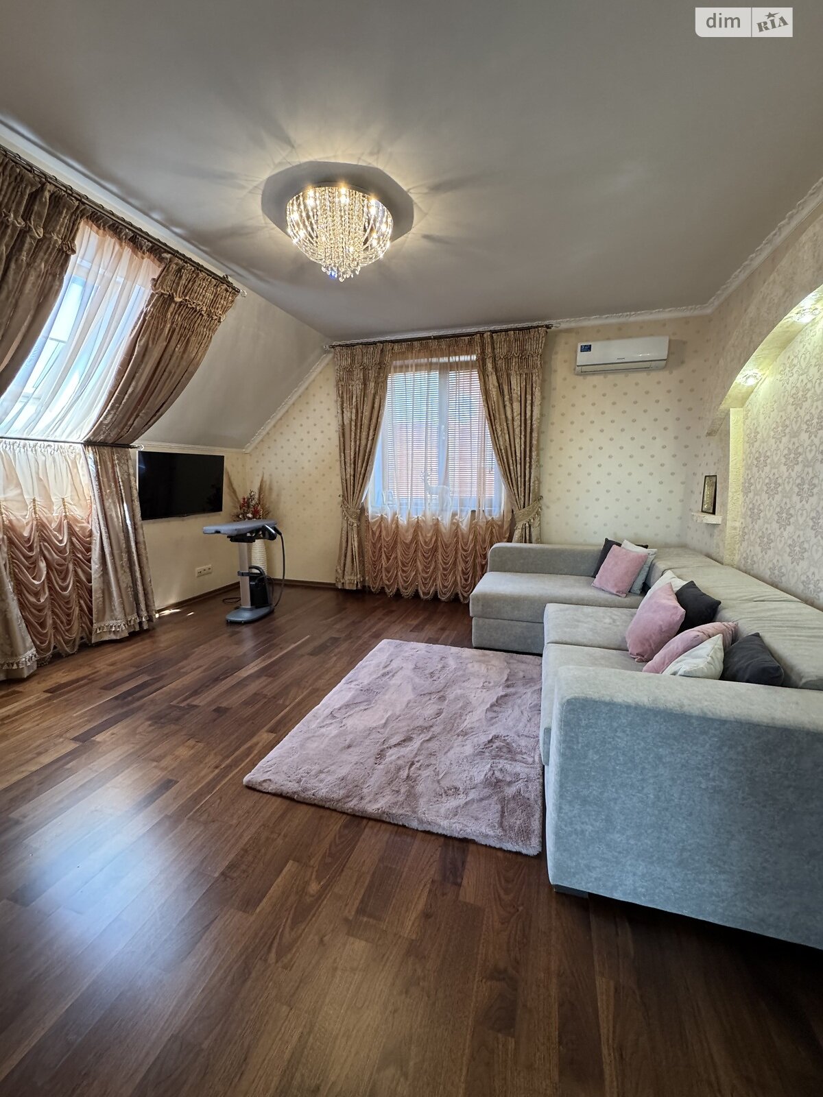 Обʼєкт нерухомості: 6 КІМ. БУДИНОК, ПЛОЩА - 240 м², ЦІНА - 300 000 $
 — HUBTRUST, Вінниця