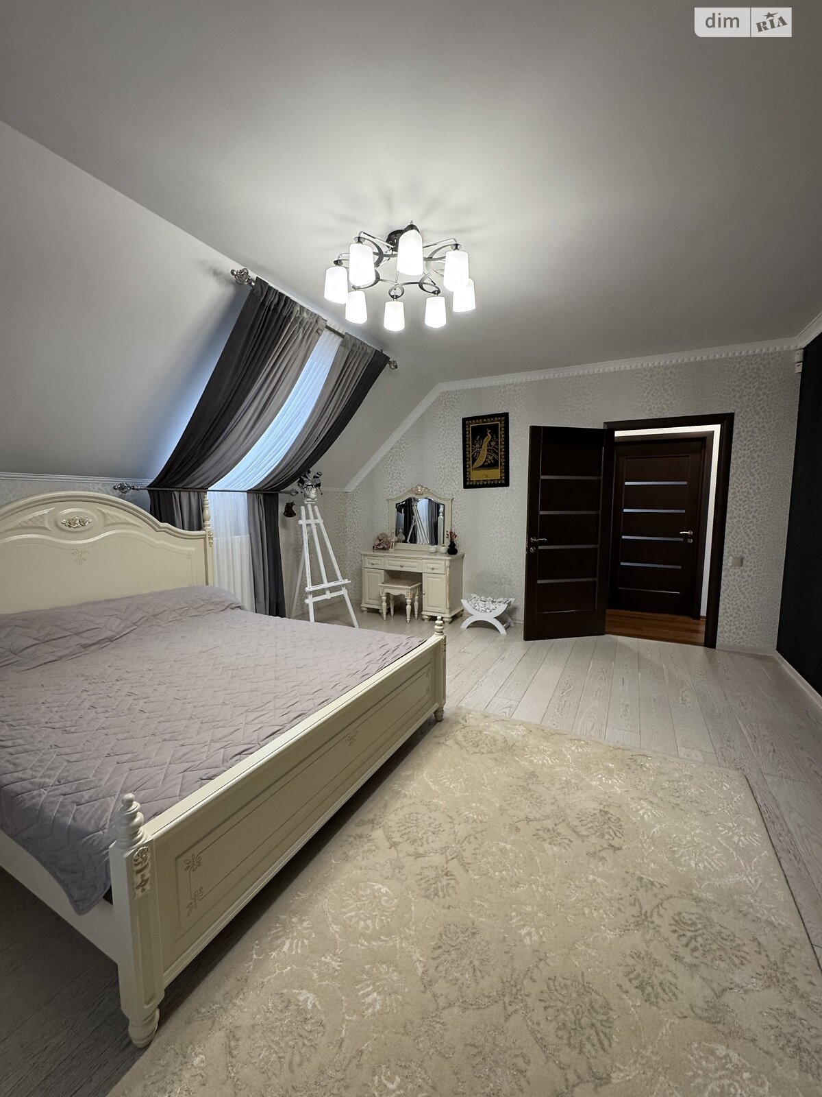 Обʼєкт нерухомості: 6 КІМ. БУДИНОК, ПЛОЩА - 240 м², ЦІНА - 300 000 $
 — HUBTRUST, Вінниця