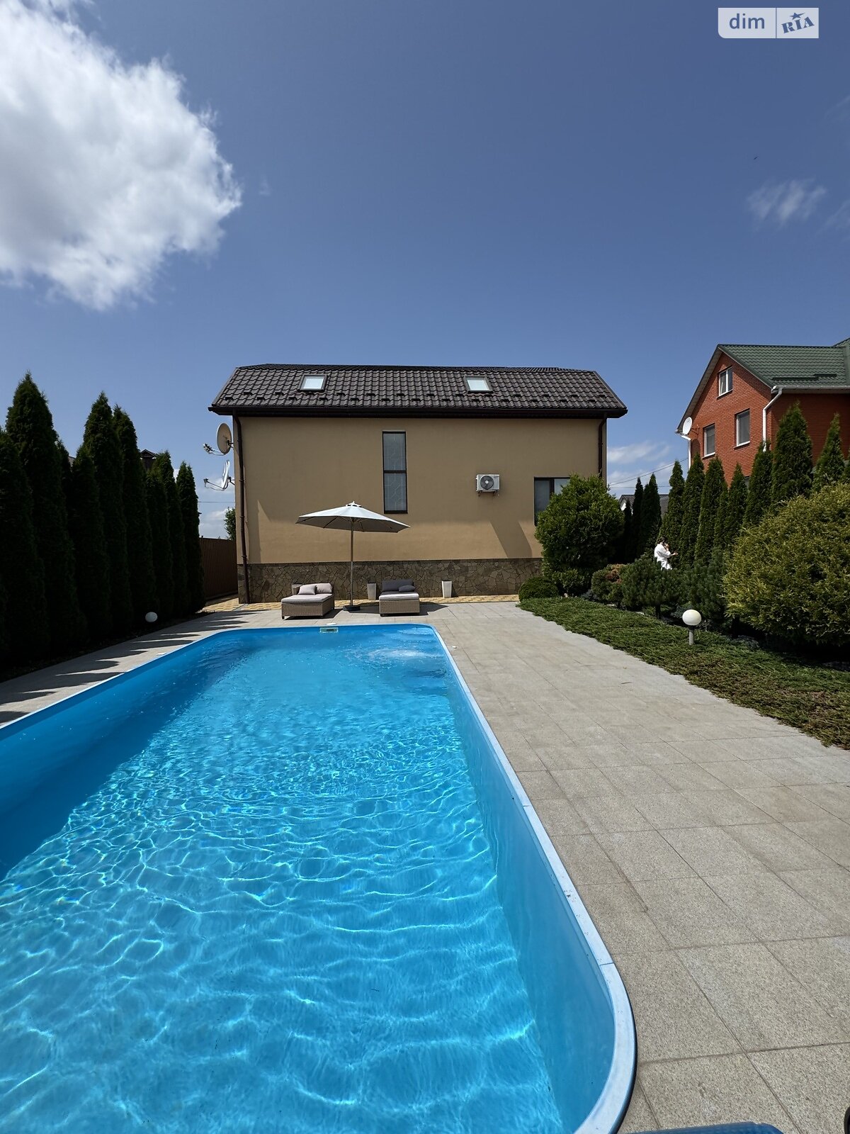 Обʼєкт нерухомості: 6 КІМ. БУДИНОК, ПЛОЩА - 240 м², ЦІНА - 300 000 $
 — HUBTRUST, Вінниця