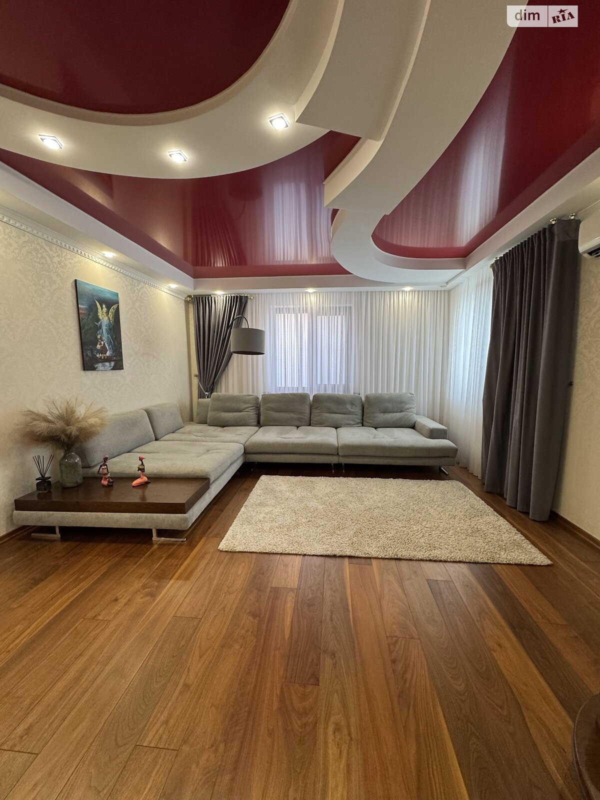 Обʼєкт нерухомості: 6 КІМ. БУДИНОК, ПЛОЩА - 240 м², ЦІНА - 300 000 $
 — HUBTRUST, Вінниця
