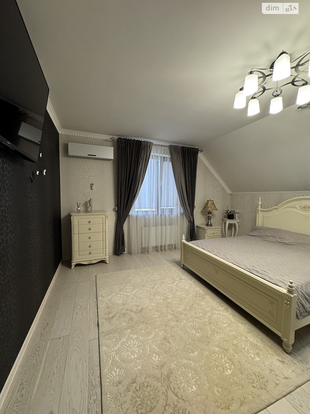 Обʼєкт нерухомості: 6 КІМ. БУДИНОК, ПЛОЩА - 240 м², ЦІНА - 300 000 $
 — HUBTRUST, Вінниця