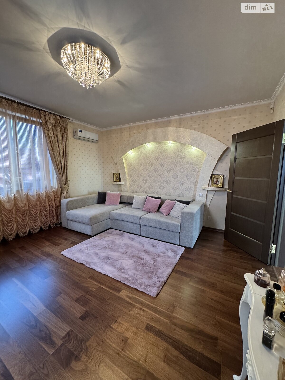 Обʼєкт нерухомості: 6 КІМ. БУДИНОК, ПЛОЩА - 240 м², ЦІНА - 300 000 $
 — HUBTRUST, Вінниця