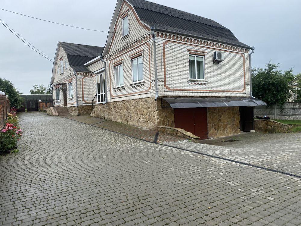 9 КІМ. БУДИНОК, ПЛОЩА - 170 м², ЦІНА - 94 000 $
