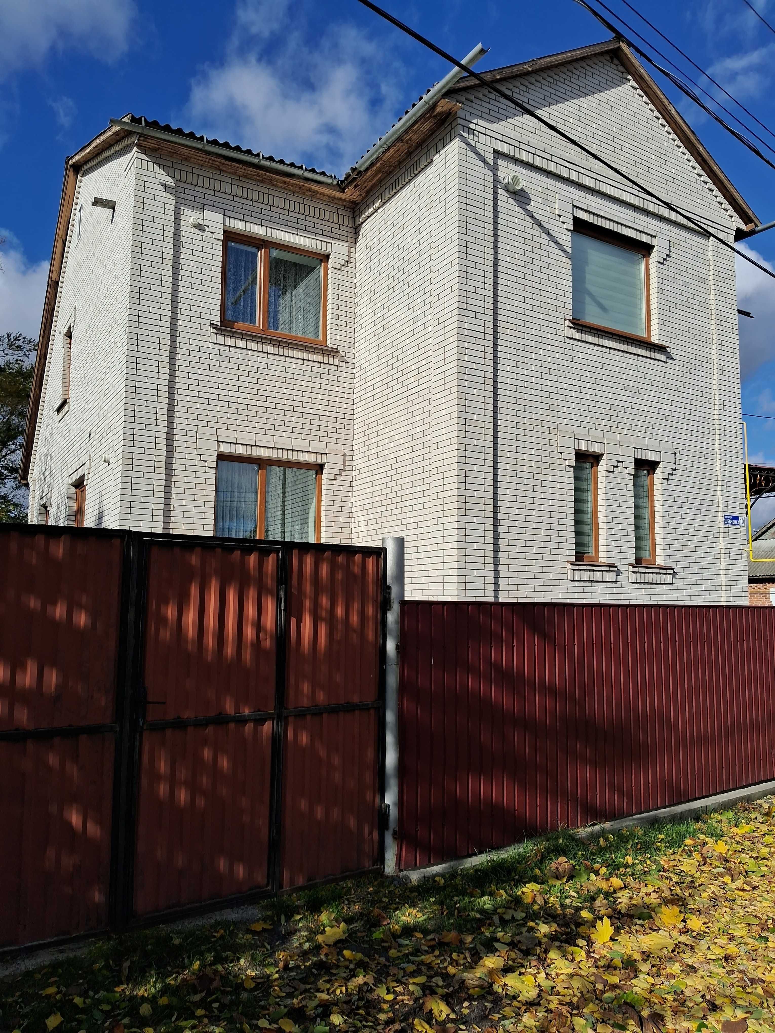 Обʼєкт нерухомості: 8 КІМ. БУДИНОК, ПЛОЩА - 200 м², ЦІНА - 110 000 $
 — HUBTRUST, Вінниця