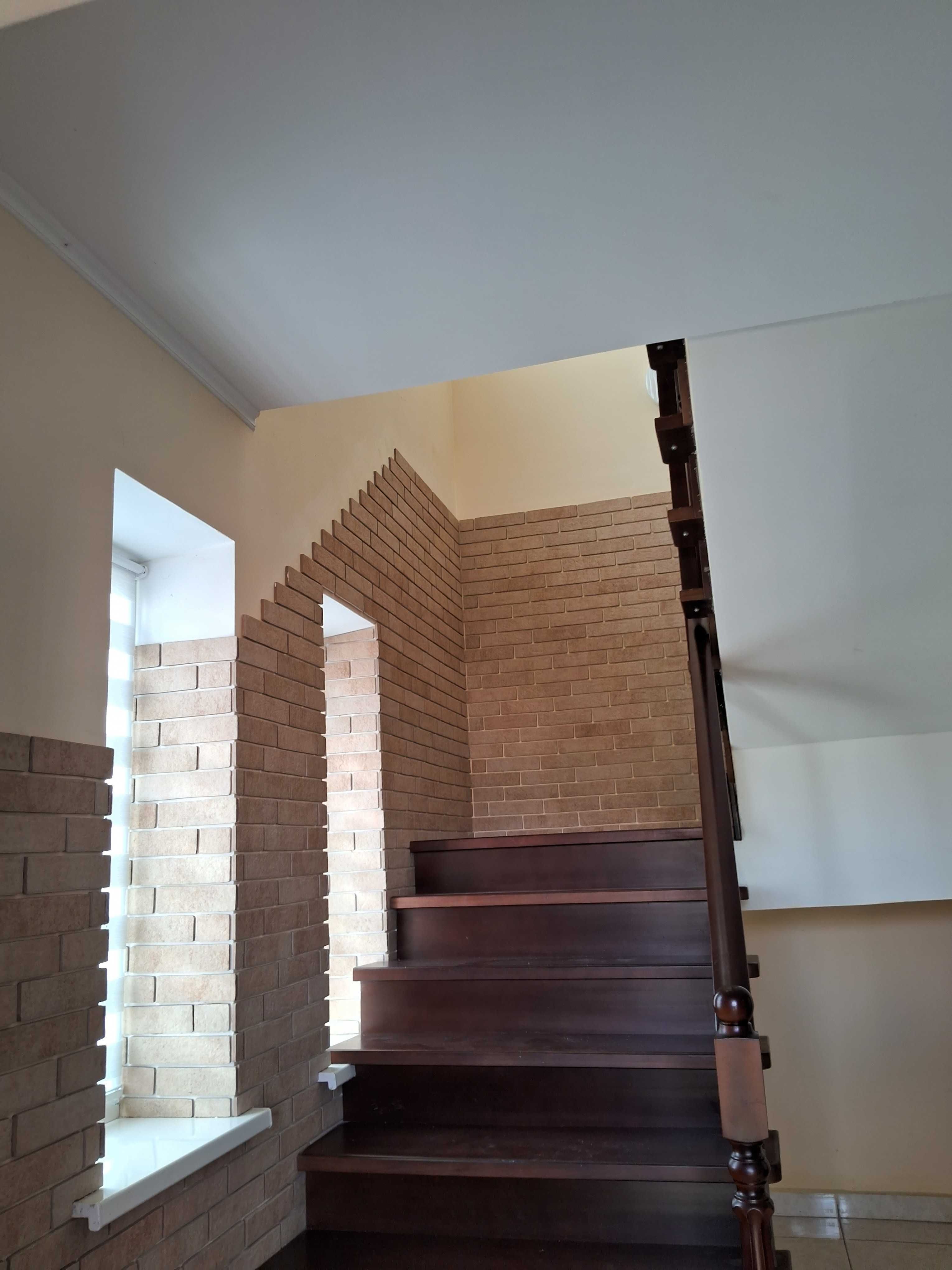 Обʼєкт нерухомості: 8 КІМ. БУДИНОК, ПЛОЩА - 200 м², ЦІНА - 110 000 $
 — HUBTRUST, Вінниця