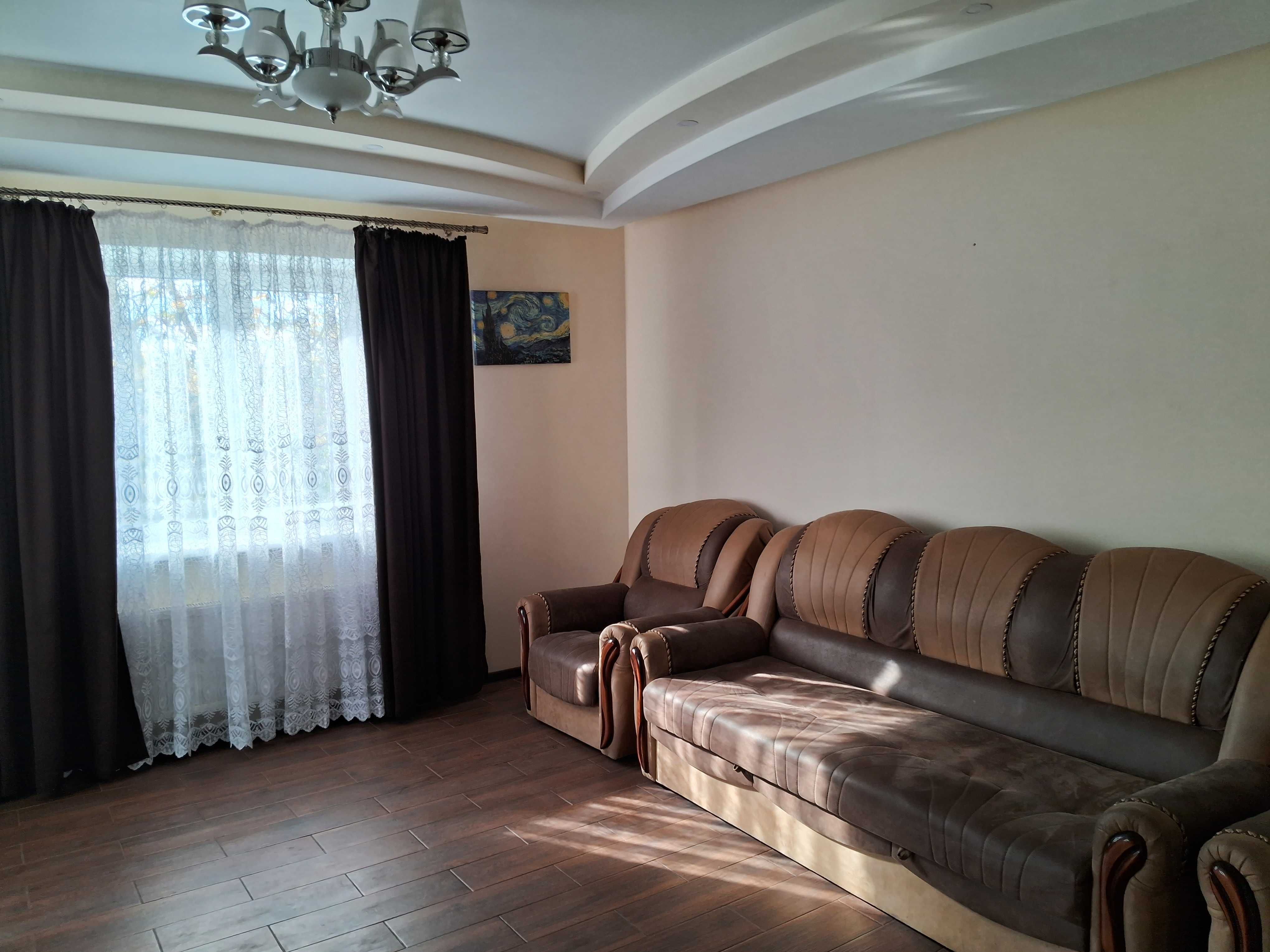 Обʼєкт нерухомості: 8 КІМ. БУДИНОК, ПЛОЩА - 200 м², ЦІНА - 110 000 $
 — HUBTRUST, Вінниця