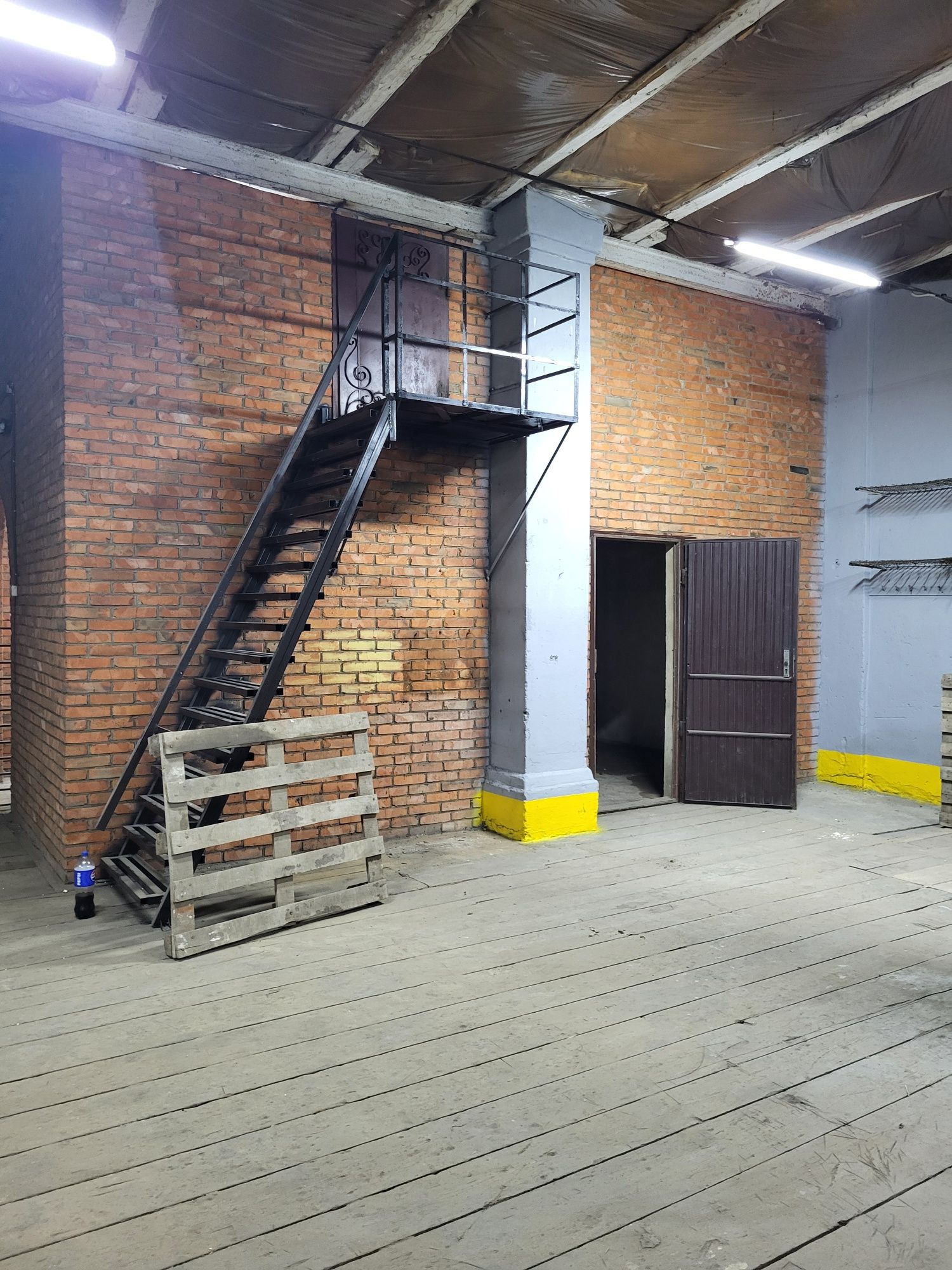 Обʼєкт нерухомості: ПЛОЩА - 450 м², ЦІНА - 2 $
 — HUBTRUST, Вінниця