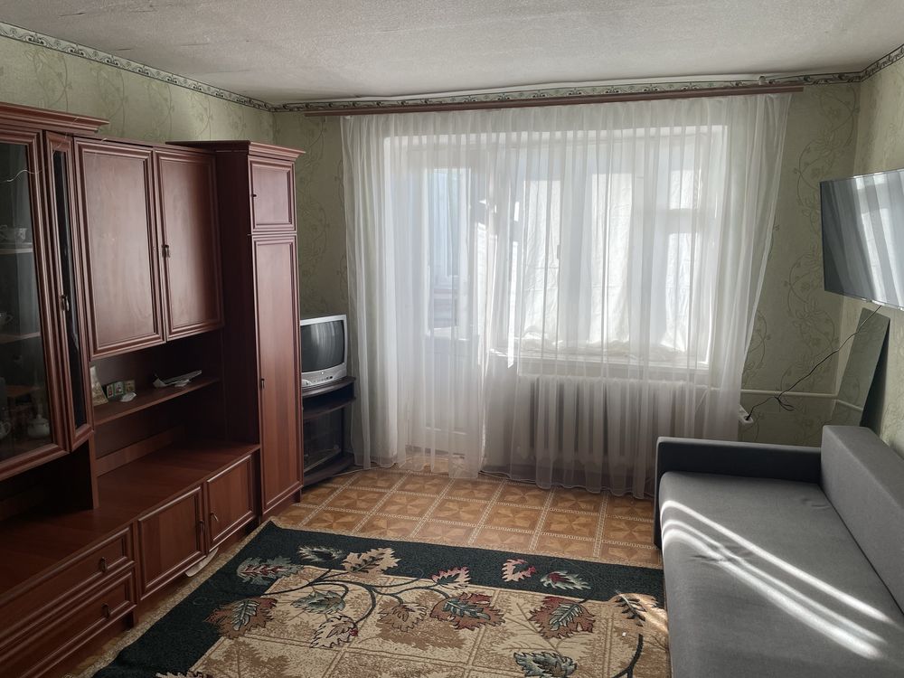 1 КІМ. КВАРТИРА, ПЛОЩА - 37 м², ЦІНА - 20 000 $
