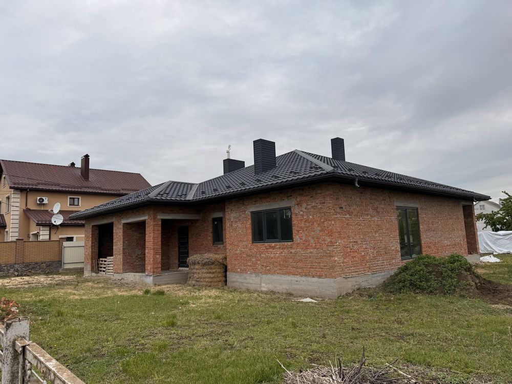 5 КІМ. БУДИНОК, ПЛОЩА - 185 м², ЦІНА - 115 $
