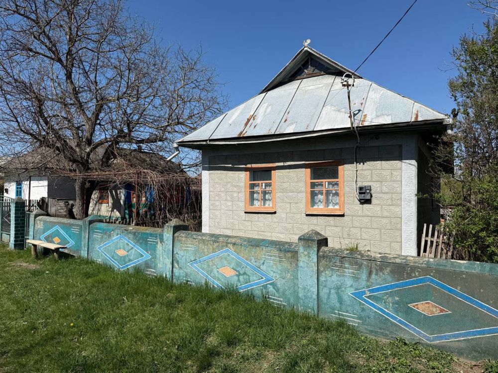 3 КІМ. БУДИНОК, ПЛОЩА - 60 м², ЦІНА - 6 500 $
