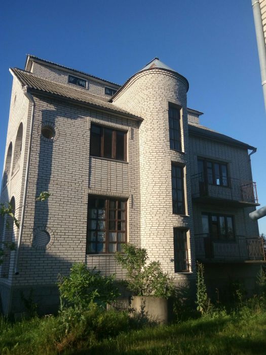 Обʼєкт нерухомості: 5 КІМ. БУДИНОК, ПЛОЩА - 200 м², ЦІНА - 35 000 $
 — HUBTRUST, Вінниця