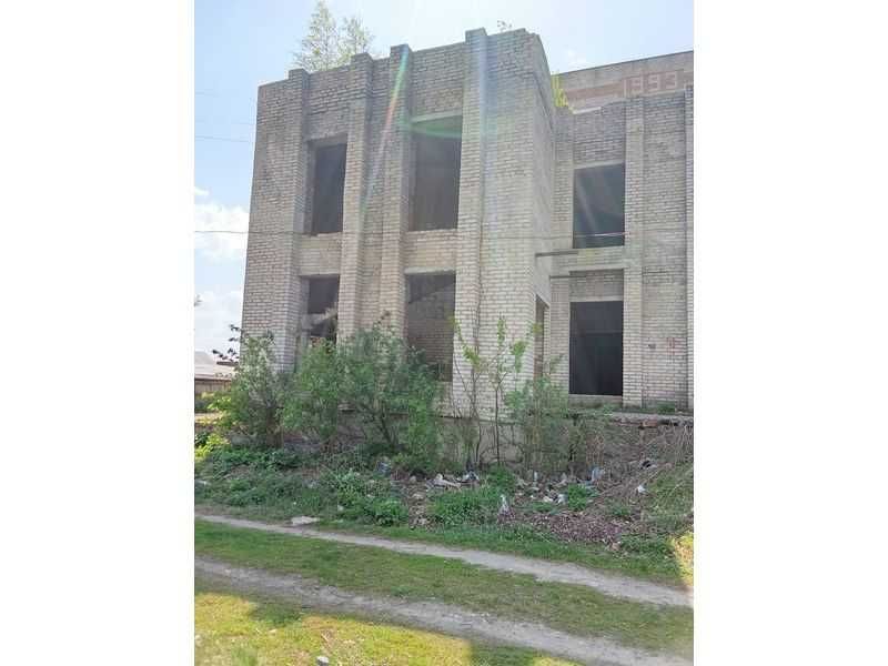 ПЛОЩА - 342 м², ЦІНА - 7 115 $

