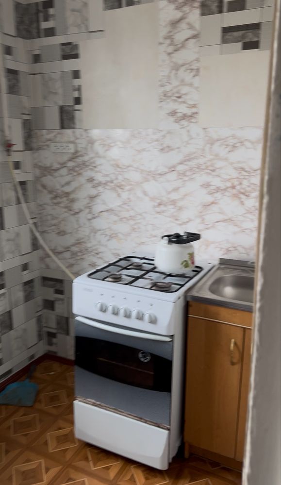 2 КІМ. КВАРТИРА, ПЛОЩА - 45 м², ЦІНА - 11 $
