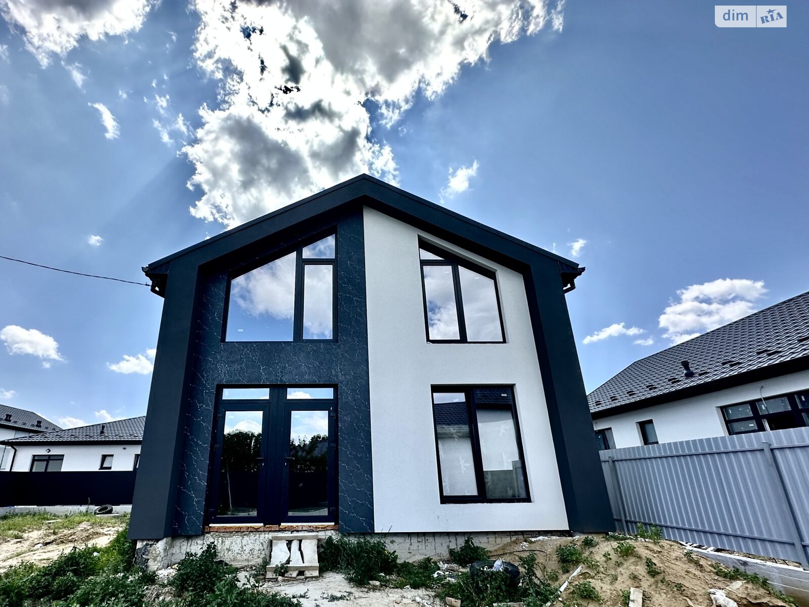 4 КІМ. БУДИНОК, ПЛОЩА - 120 м², ЦІНА - 85 000 $
