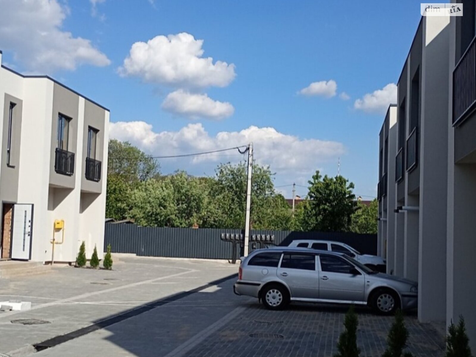 Обʼєкт нерухомості: 3 КІМ. ТАУНХАУС, ПЛОЩА - 115 м², ЦІНА - 67 000 $
, вул. Мирна — HUBTRUST, Вінниця