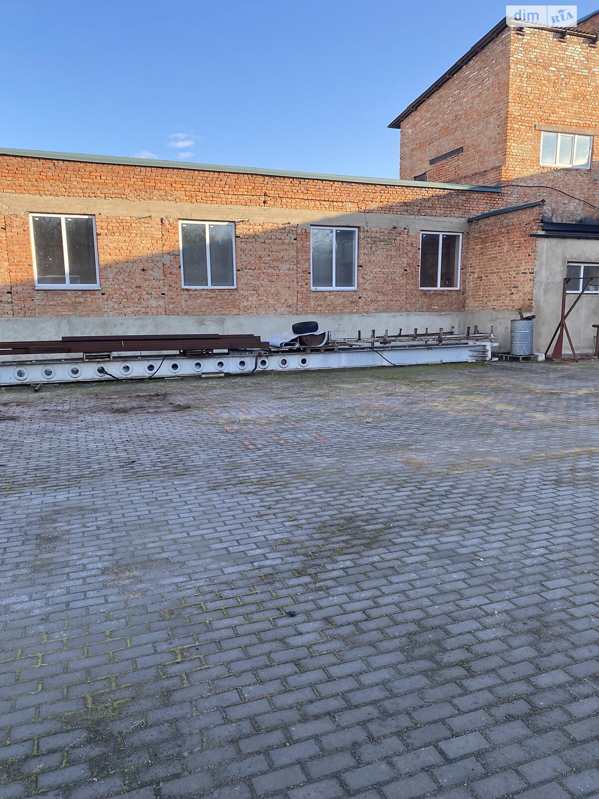 Обʼєкт нерухомості: ПЛОЩА - 800 м², ЦІНА - 120 000 $
, вул. Промислова — HUBTRUST, Вінниця