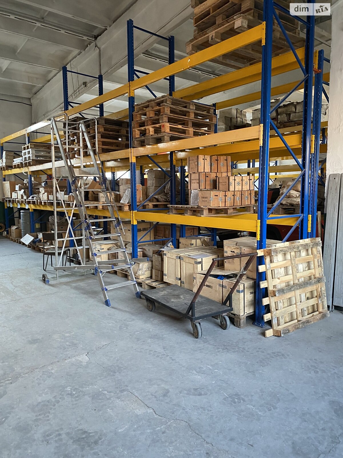Обʼєкт нерухомості: ПЛОЩА - 800 м², ЦІНА - 120 000 $
, вул. Промислова — HUBTRUST, Вінниця