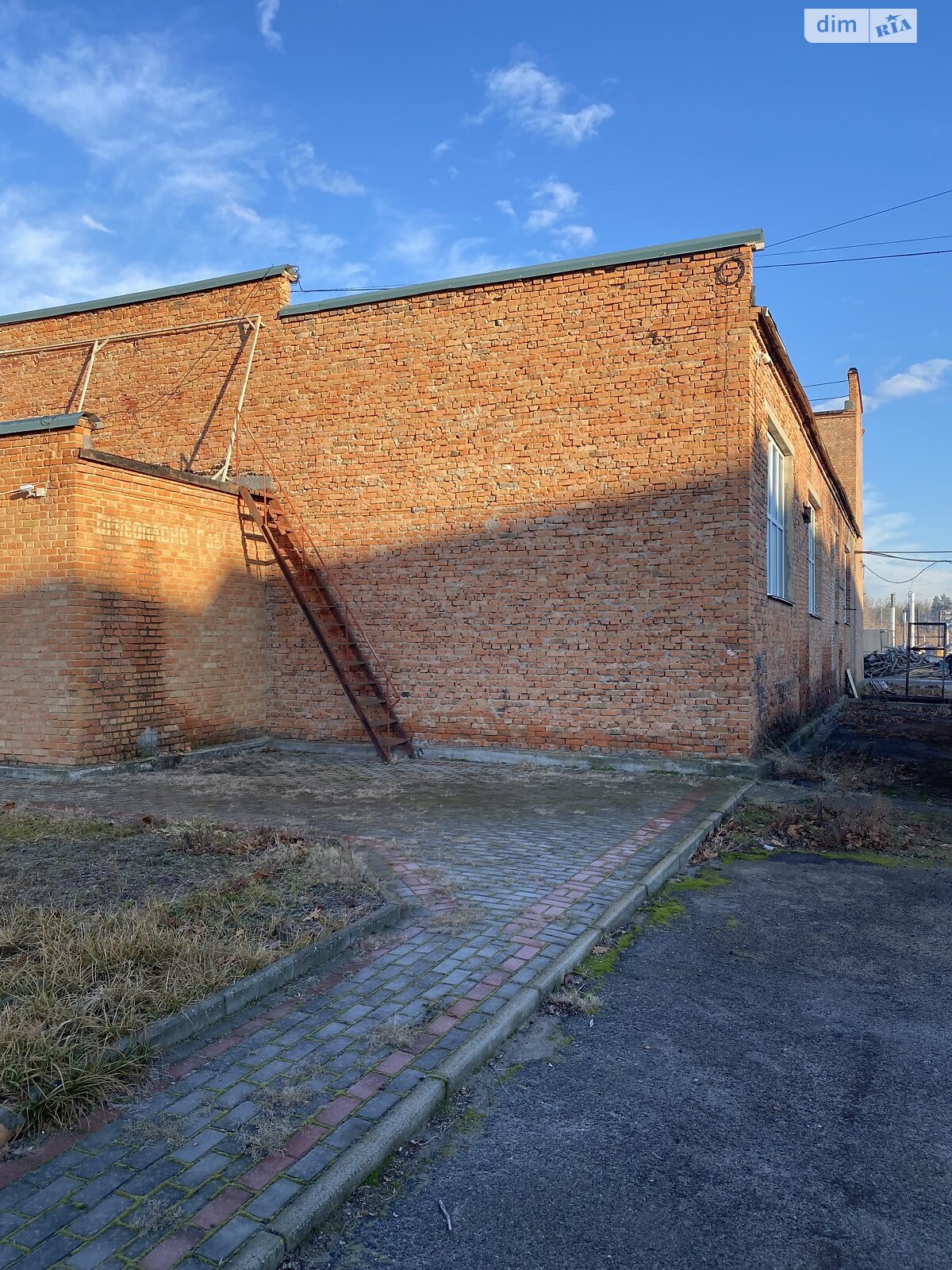 Обʼєкт нерухомості: ПЛОЩА - 800 м², ЦІНА - 120 000 $
, вул. Промислова — HUBTRUST, Вінниця