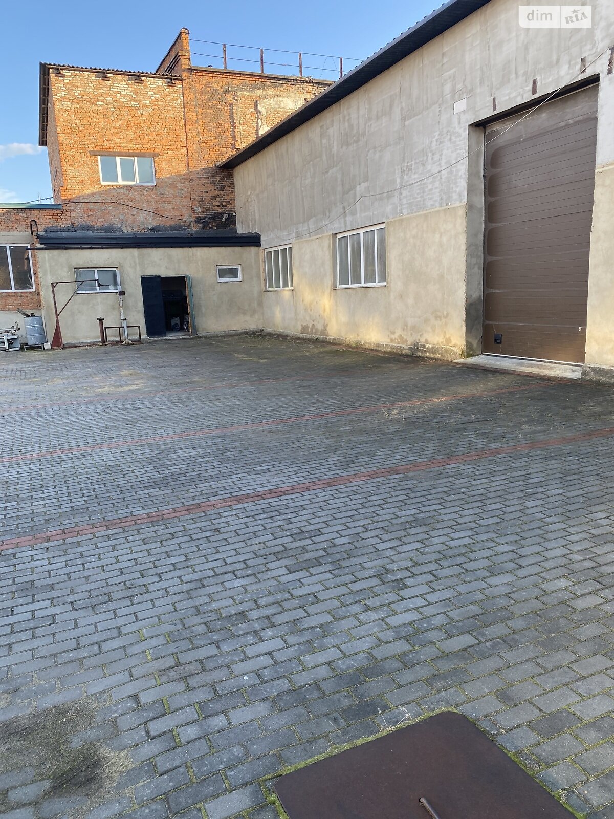 Обʼєкт нерухомості: ПЛОЩА - 800 м², ЦІНА - 120 000 $
, вул. Промислова — HUBTRUST, Вінниця