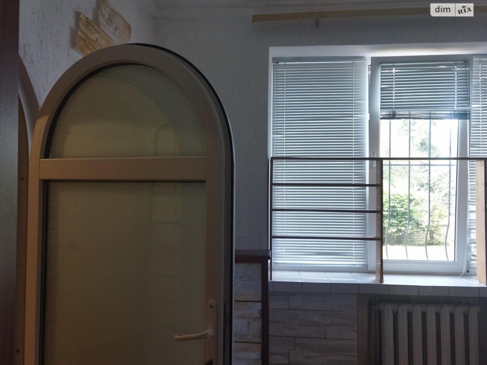 ПЛОЩА - 26.6 м², ЦІНА - 5 000 $
, вул. Гетьмана Мазепи(Чехова)
