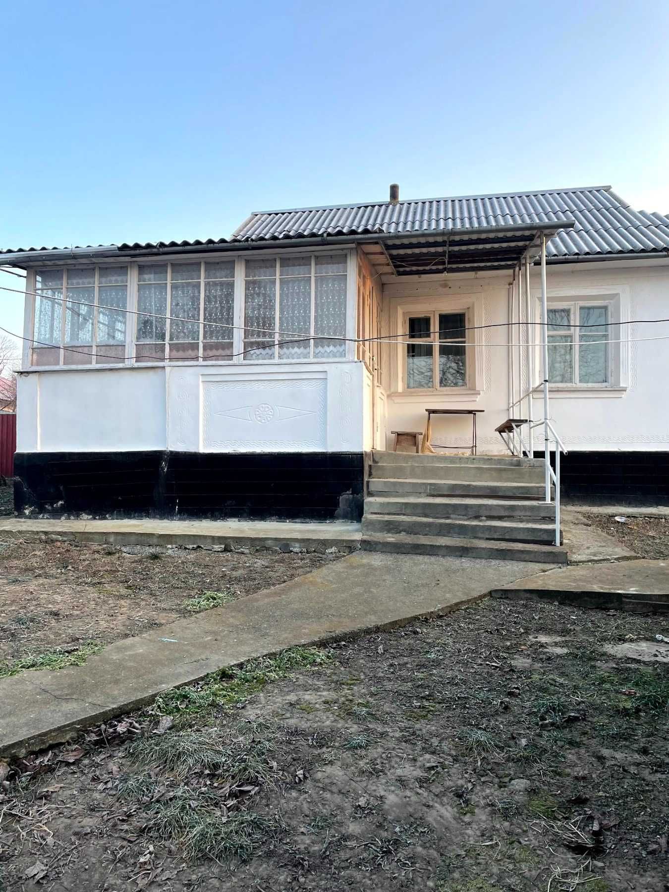 4 КІМ. БУДИНОК, ПЛОЩА - 60 м², ЦІНА - 12 000 $
