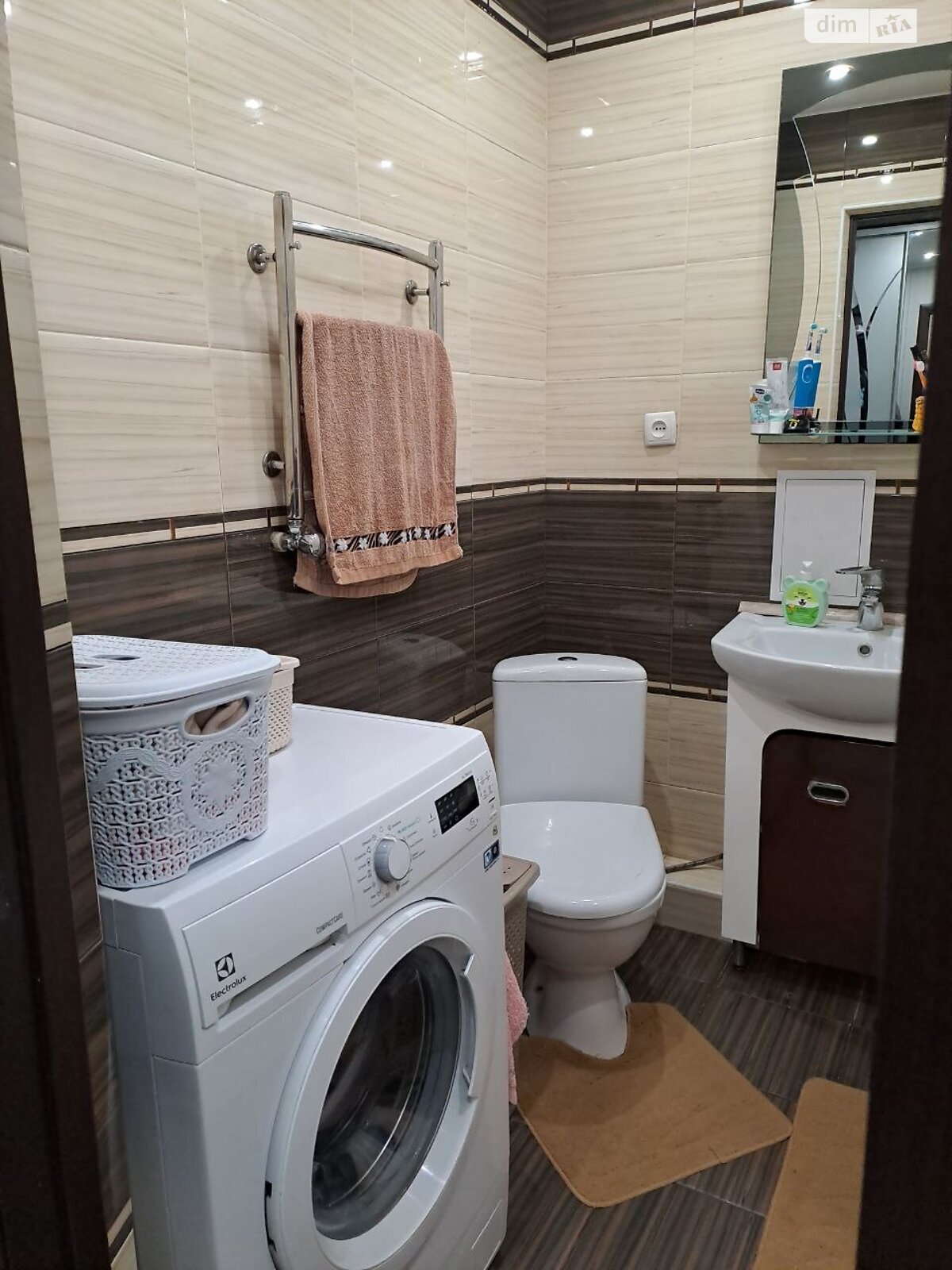 Обʼєкт нерухомості: 1 КІМ. КВАРТИРА, ПЛОЩА - 40 м², ЦІНА - 56 000 $
, вул. Садова — HUBTRUST, Вінниця
