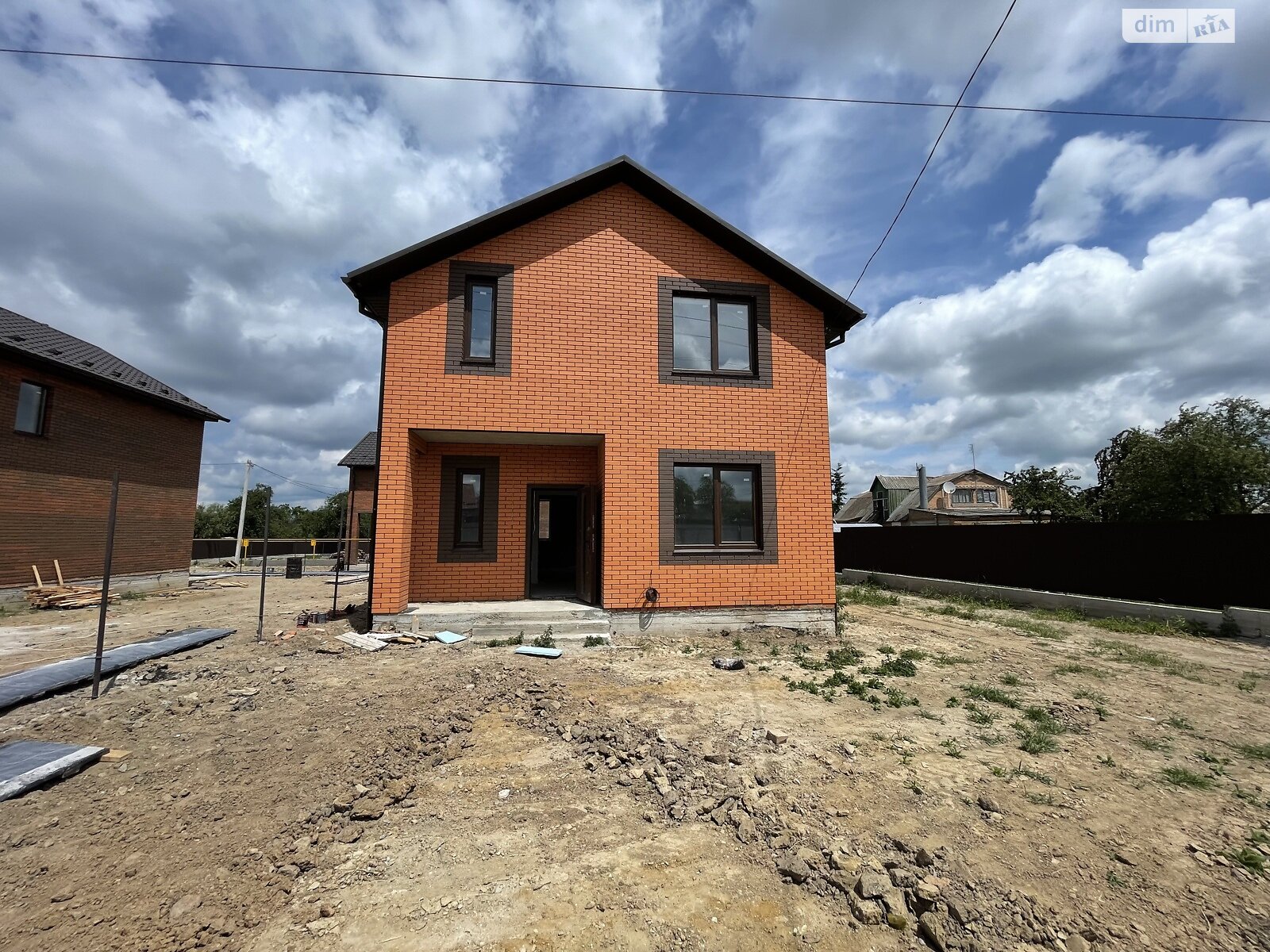 4 КІМ. БУДИНОК, ПЛОЩА - 120 м², ЦІНА - 92 000 $
, вул. Зелена