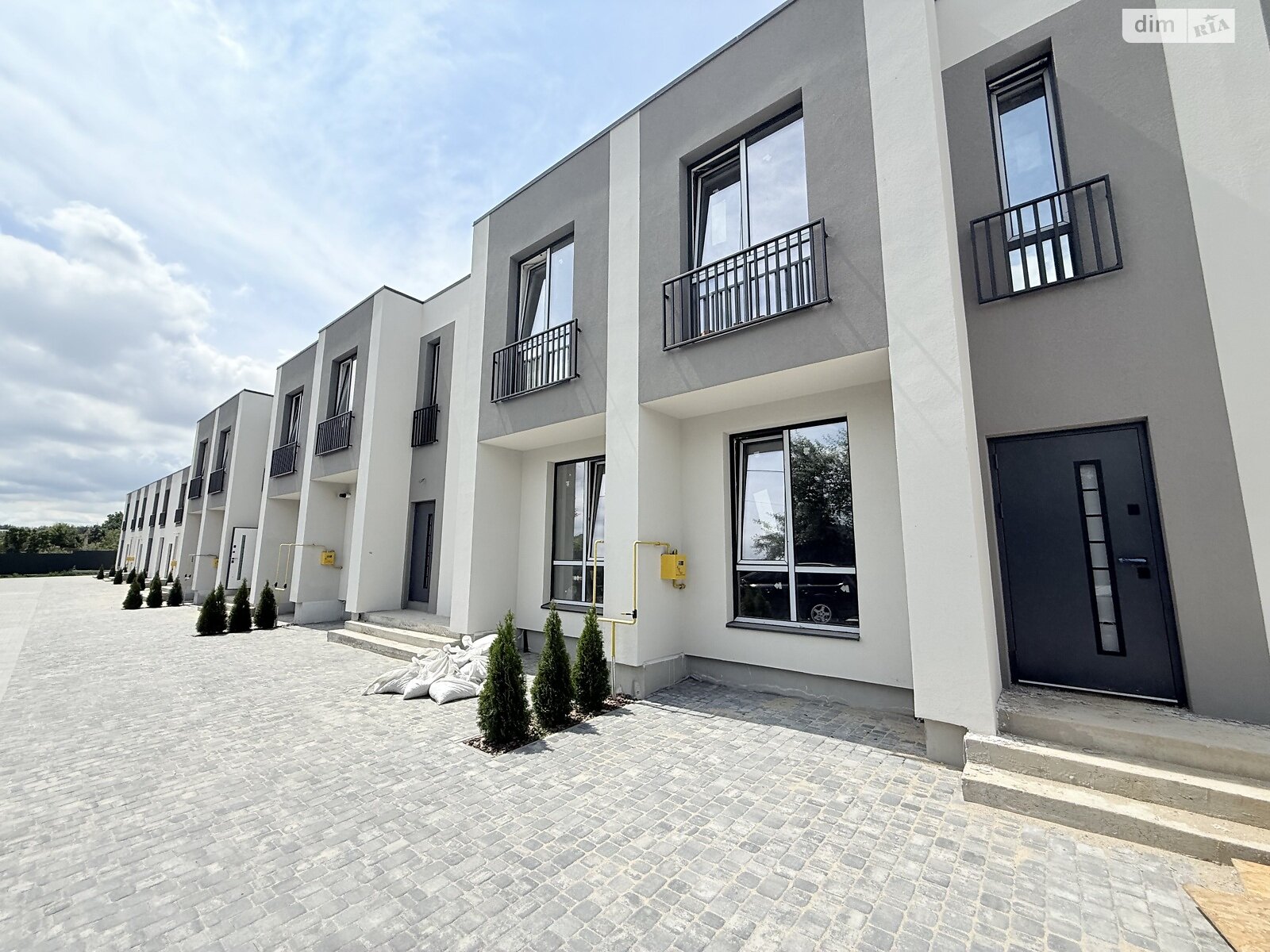 Обʼєкт нерухомості: 2 КІМ. ТАУНХАУС, ПЛОЩА - 73 м², ЦІНА - 53 000 $
, вул. Лесі Українки — HUBTRUST, Вінниця