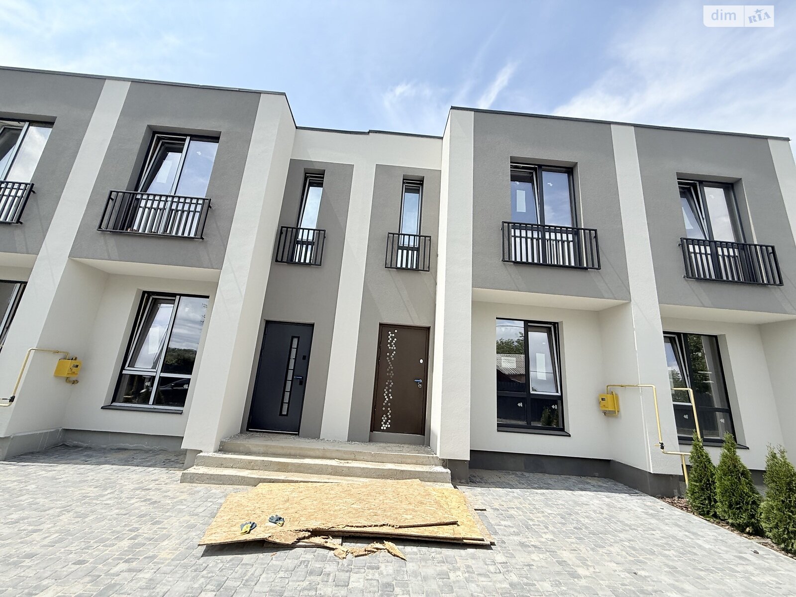 Обʼєкт нерухомості: 2 КІМ. ТАУНХАУС, ПЛОЩА - 73 м², ЦІНА - 53 000 $
, вул. Лесі Українки — HUBTRUST, Вінниця