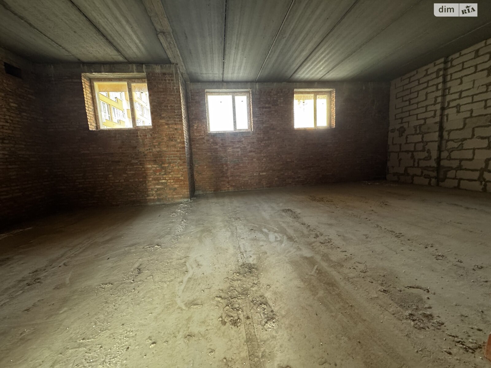 Обʼєкт нерухомості: ПЛОЩА - 450 м², ЦІНА - 2 500 $
, вул. Генерала Гандзюка — HUBTRUST, Вінниця