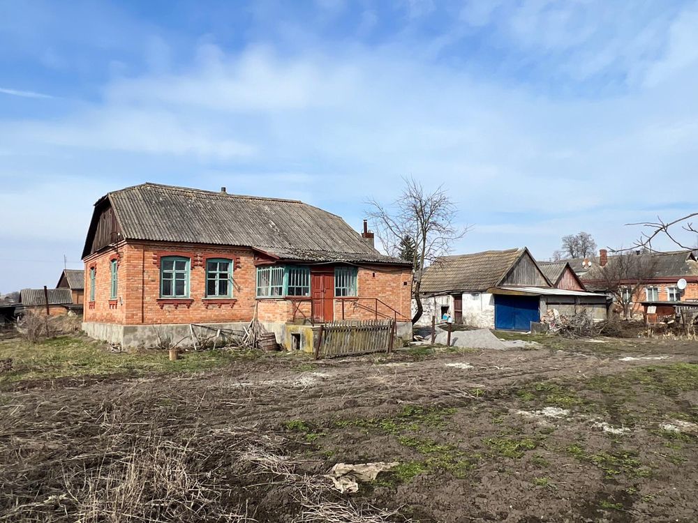4 КІМ. БУДИНОК, ПЛОЩА - 90 м², ЦІНА - 8 000 $
