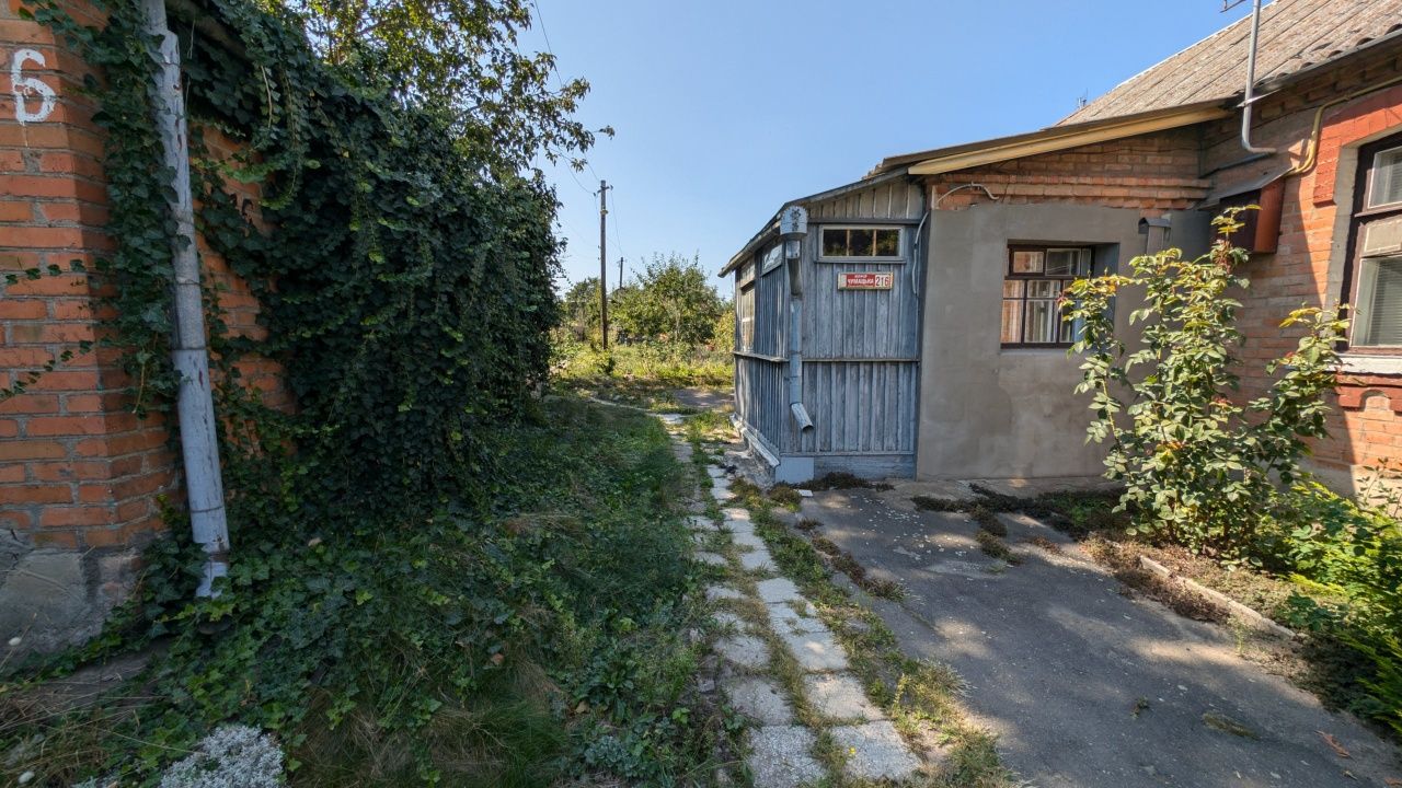 12 КІМ.  БУДИНОК ПЛОЩА – 120 м², ЦІНА – 90 000$, РАЙОН: Бучми