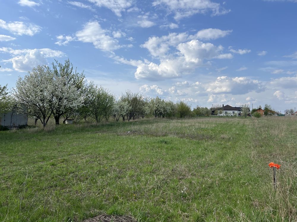 ПЛОЩА – 20 сот., ЦІНА – 16 800$, РАЙОН: Парпурівці