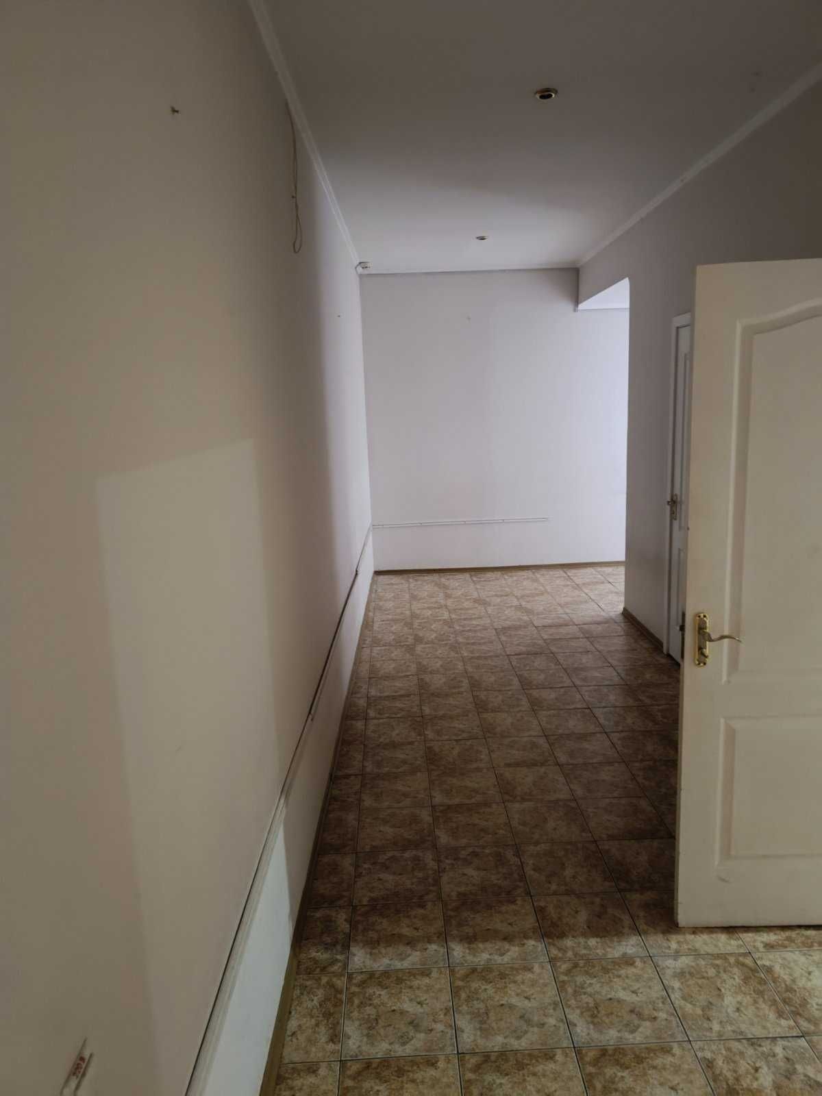 Обʼєкт нерухомості: ПЛОЩА - 300 м², ЦІНА - 1 321 $
 — HUBTRUST, Вінниця