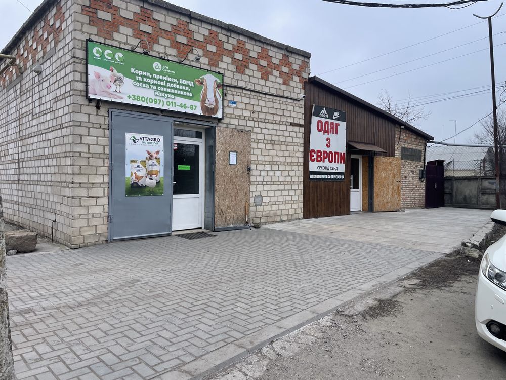 ПЛОЩА - 130 м², ЦІНА - 360 $
