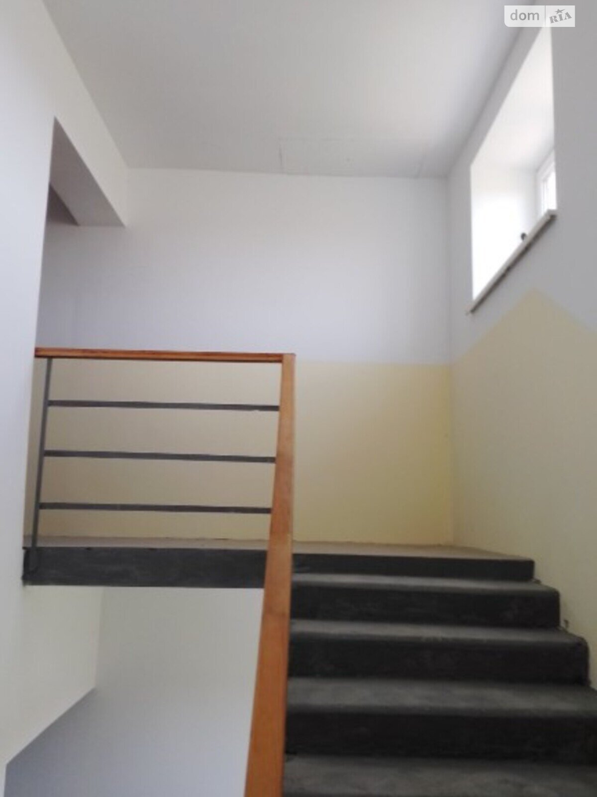 Обʼєкт нерухомості: 1 КІМ. КВАРТИРА, ПЛОЩА - 41 м², ЦІНА - 12 000 $
, вул. Хмельницького(Петровського) — HUBTRUST, Вінниця