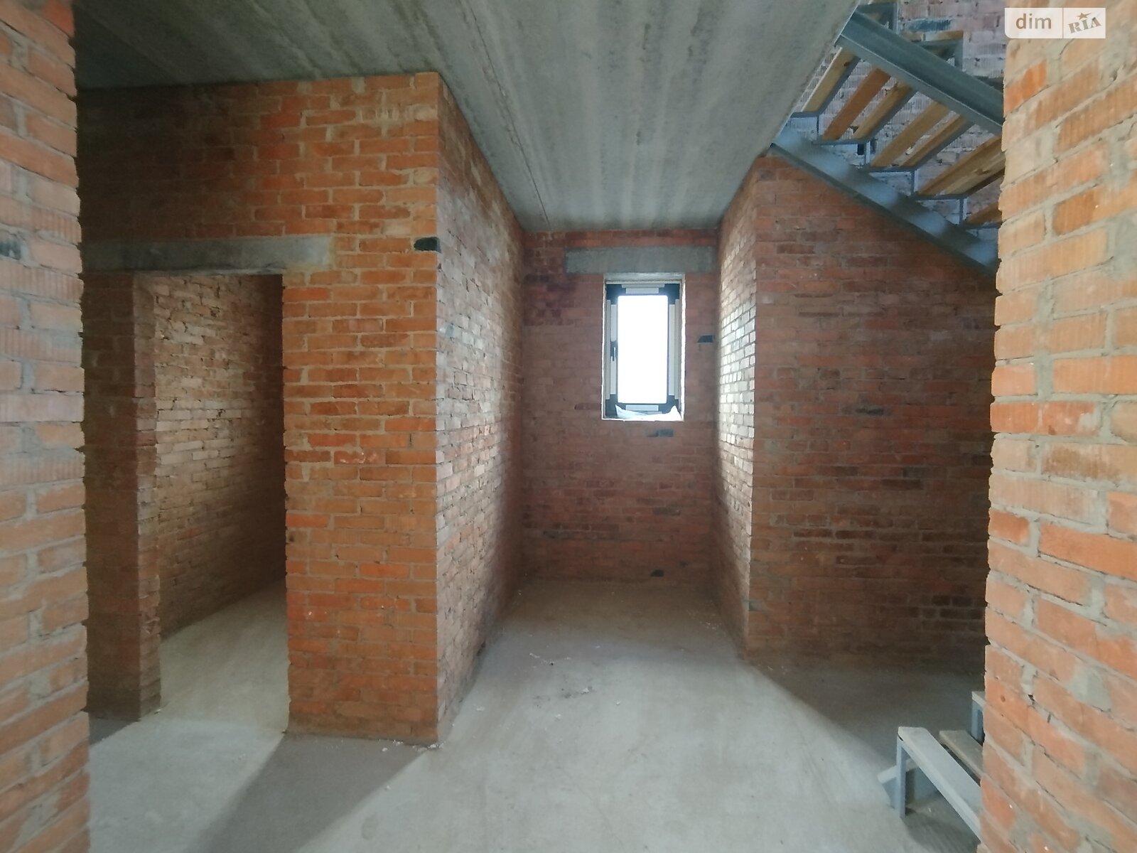 Обʼєкт нерухомості: 3 КІМ. БУДИНОК, ПЛОЩА - 170 м², ЦІНА - 160 000 $
, вул. Дачна — HUBTRUST, Вінниця
