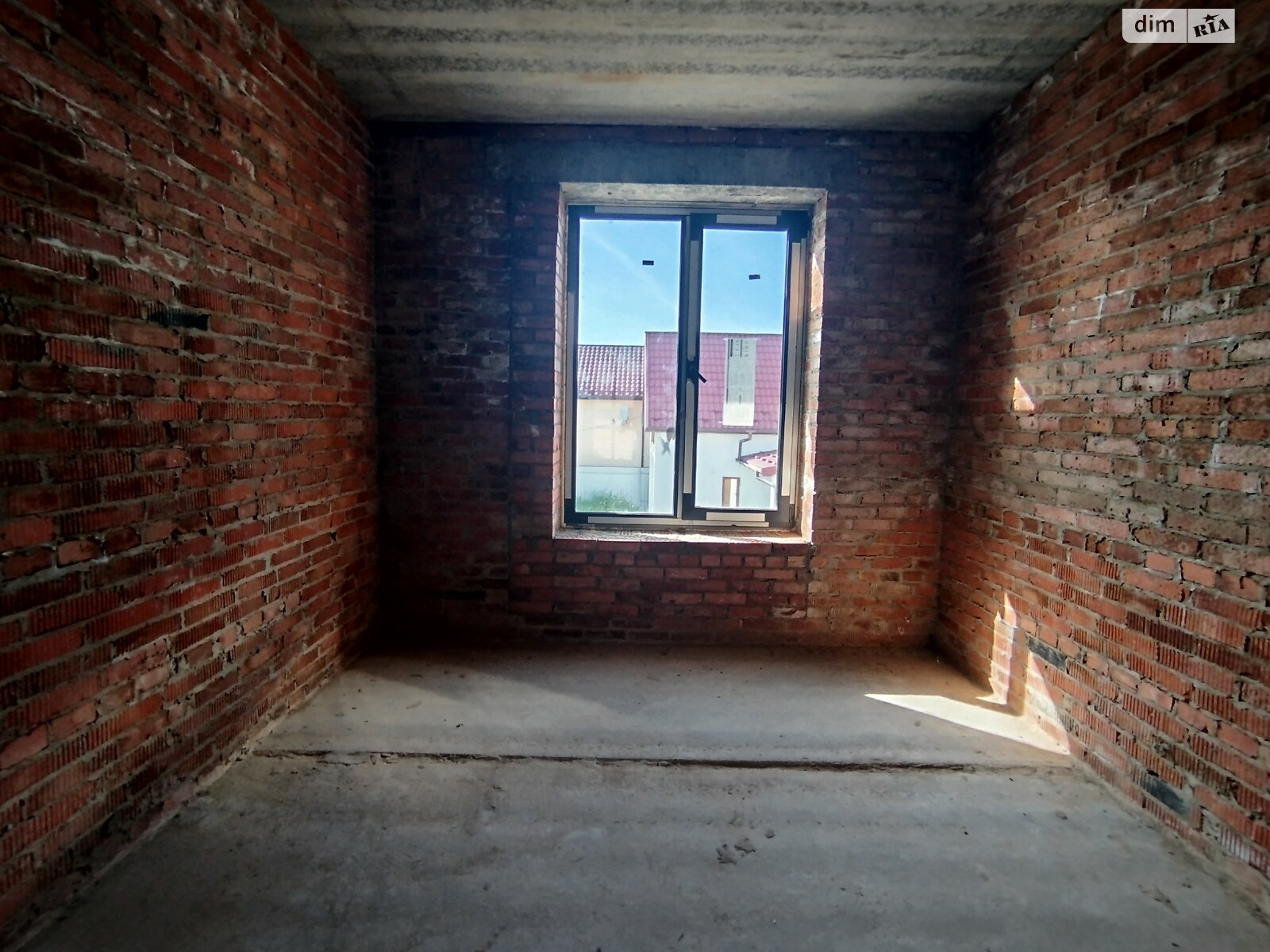 Обʼєкт нерухомості: 3 КІМ. БУДИНОК, ПЛОЩА - 170 м², ЦІНА - 160 000 $
, вул. Дачна — HUBTRUST, Вінниця