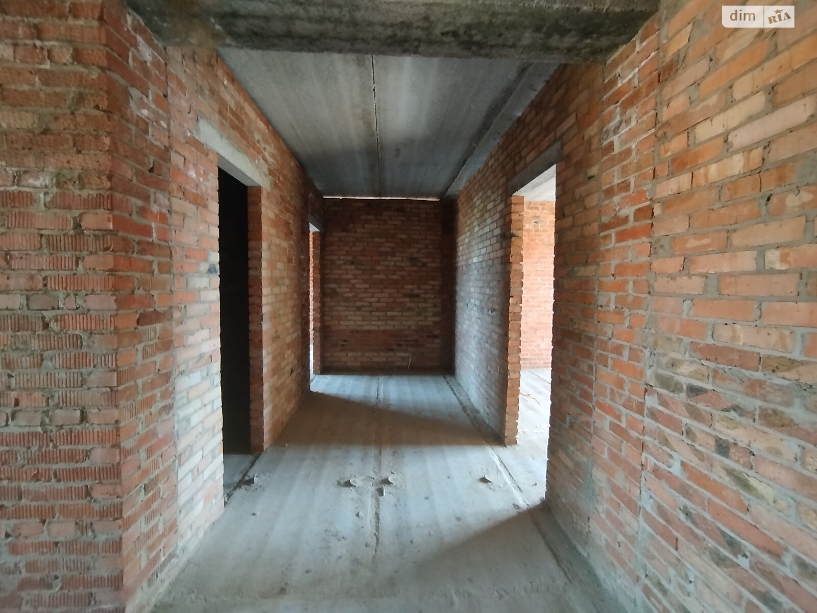 Обʼєкт нерухомості: 3 КІМ. БУДИНОК, ПЛОЩА - 170 м², ЦІНА - 160 000 $
, вул. Дачна — HUBTRUST, Вінниця