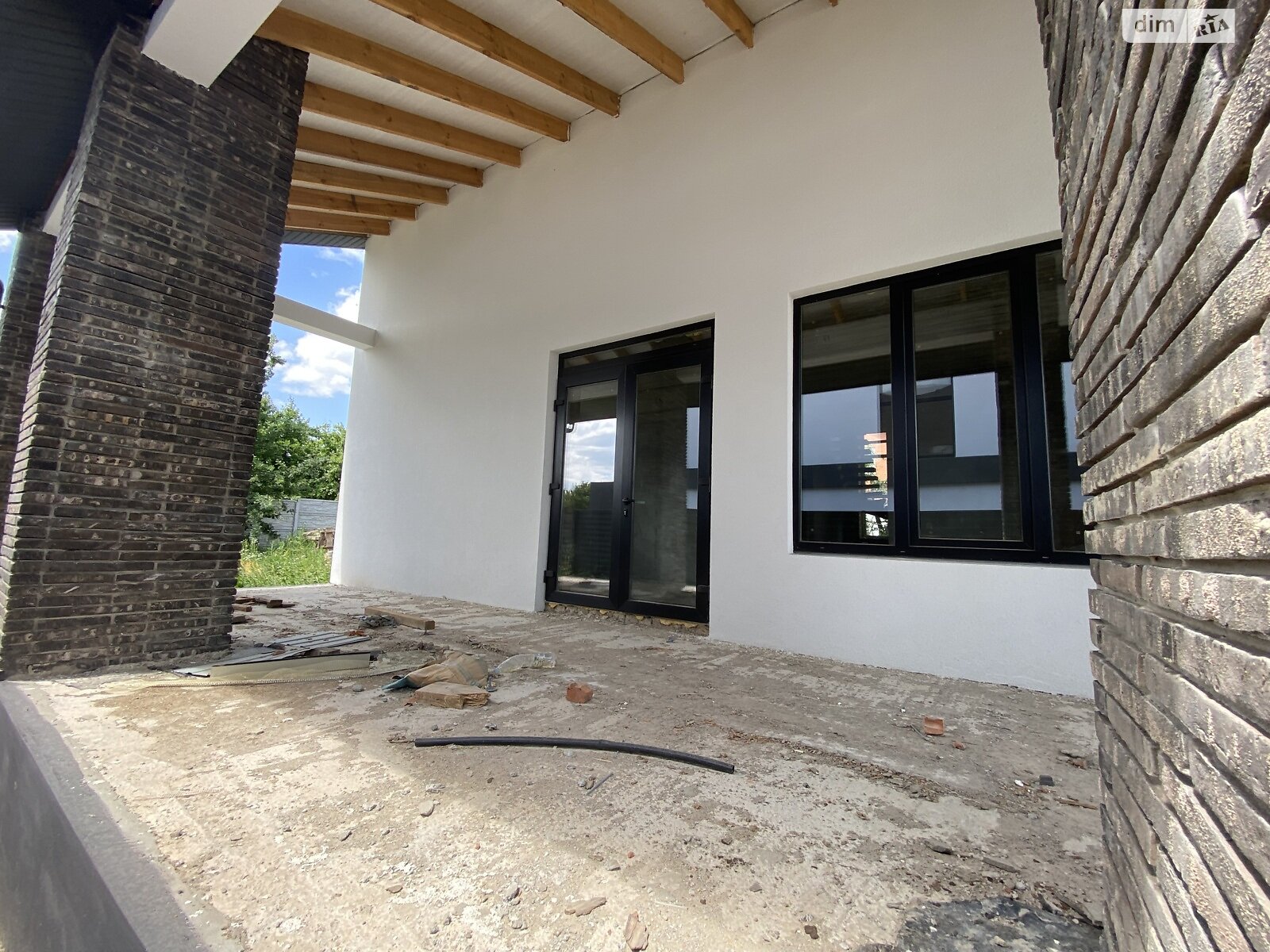 3 КІМ. БУДИНОК, ПЛОЩА - 155 м², ЦІНА - 150 000 $
