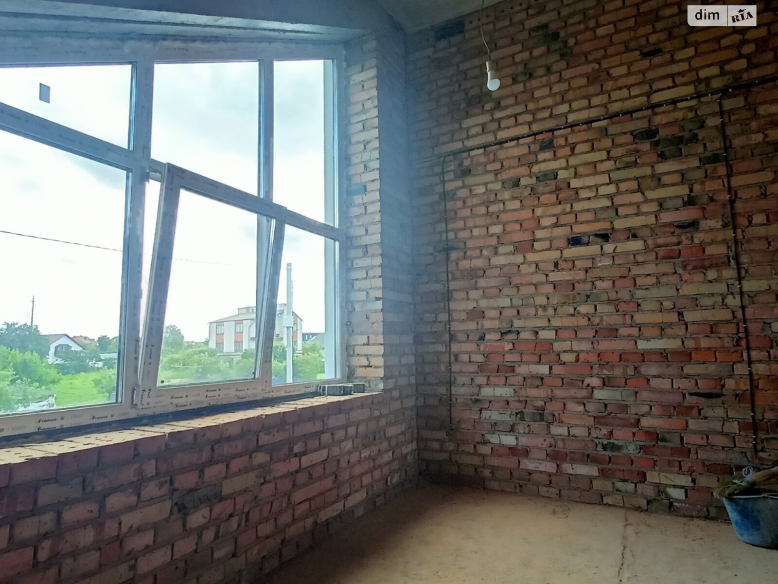 Обʼєкт нерухомості: 4 КІМ. БУДИНОК, ПЛОЩА - 125 м², ЦІНА - 135 000 $
, вул. Олеся Гончара — HUBTRUST, Вінниця