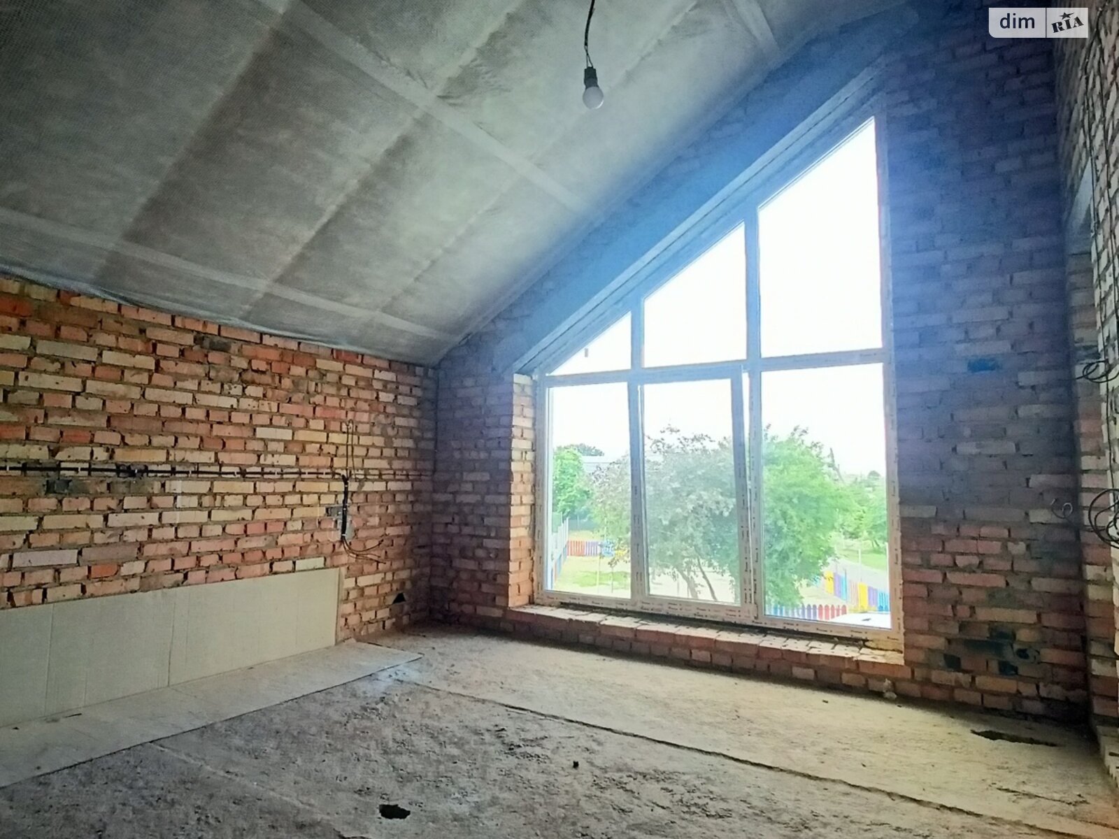 Обʼєкт нерухомості: 4 КІМ. БУДИНОК, ПЛОЩА - 125 м², ЦІНА - 135 000 $
, вул. Олеся Гончара — HUBTRUST, Вінниця