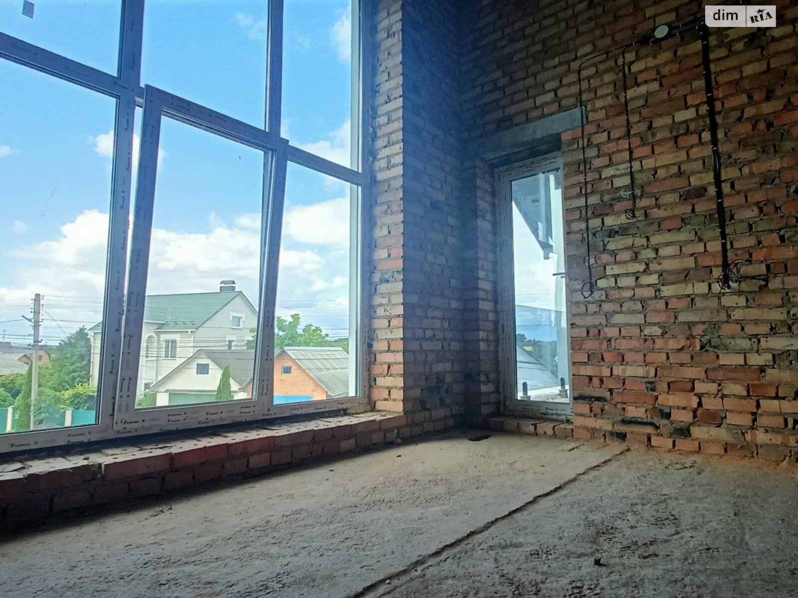 Обʼєкт нерухомості: 4 КІМ. БУДИНОК, ПЛОЩА - 125 м², ЦІНА - 135 000 $
, вул. Олеся Гончара — HUBTRUST, Вінниця