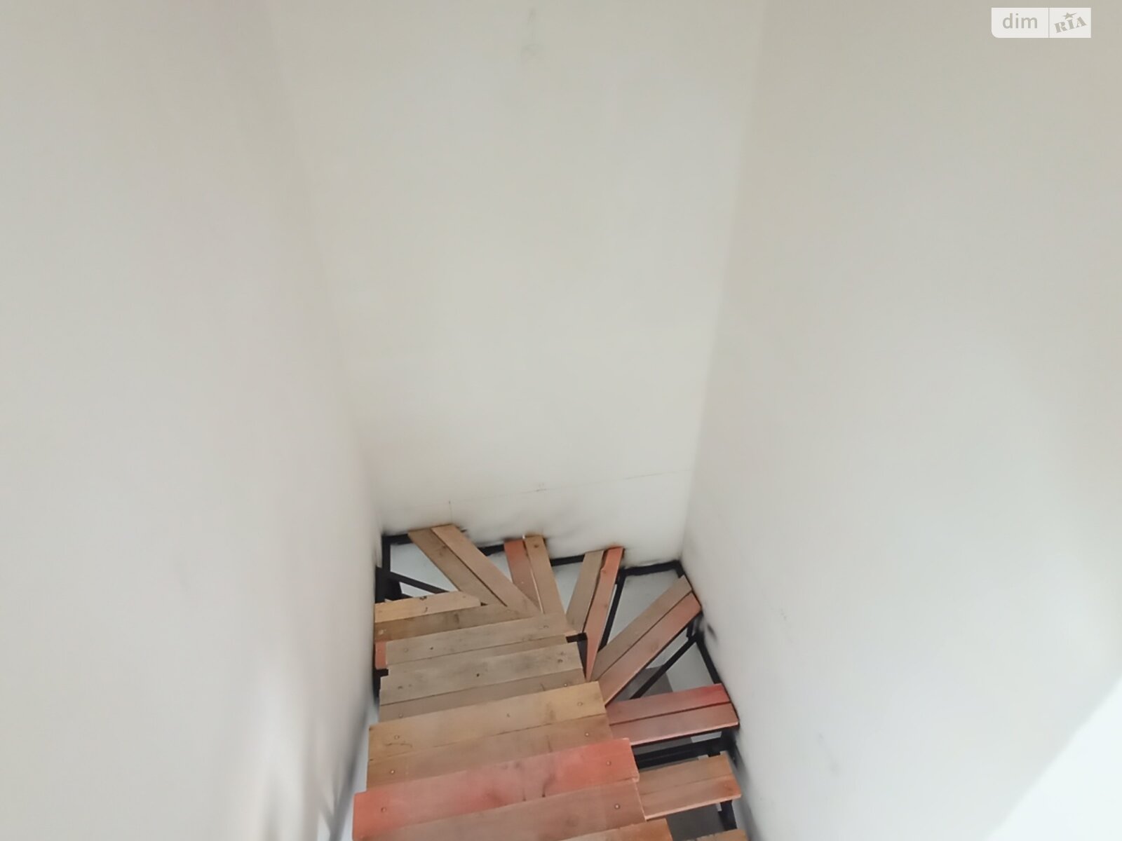 Обʼєкт нерухомості: 3 КІМ. БУДИНОК, ПЛОЩА - 110 м², ЦІНА - 76 000 $
, вул. Лялі Ратушної — HUBTRUST, Вінниця