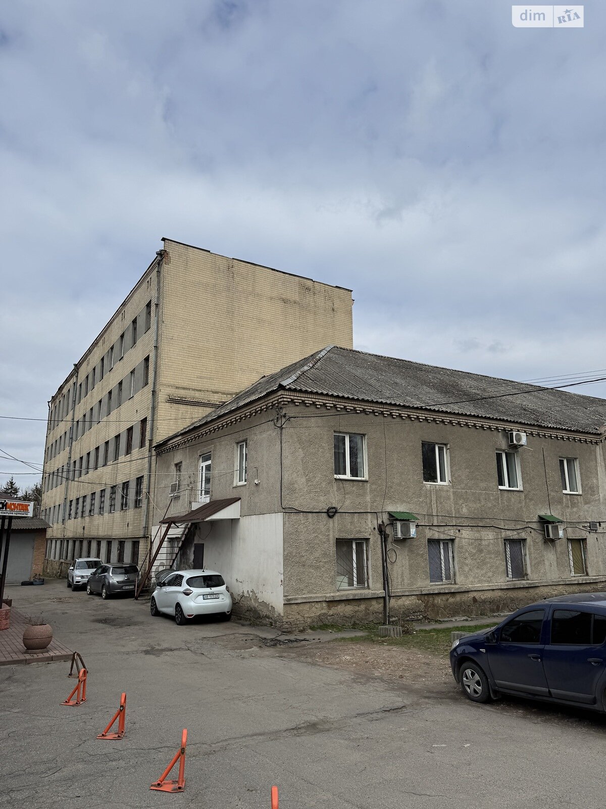Обʼєкт нерухомості: ПЛОЩА - 3399.7 м², ЦІНА - 1 810 000 $
, вул. Магістратська — HUBTRUST, Вінниця